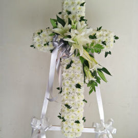 Comforting Cross Wreath CW - 30