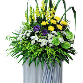 High Regards Wreath CW - 90