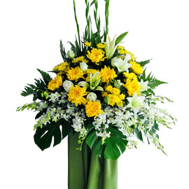 Mellow Moments Wreath CW - 106