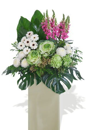 Endearment Wreath CW - 43