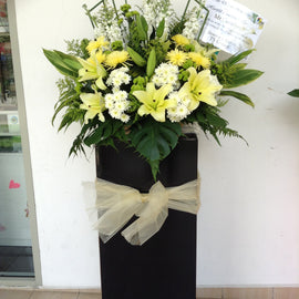 Patience Wreath CW - 119