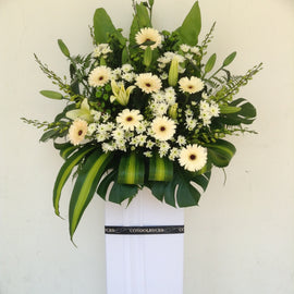 Dearly Missed Wreath CW - 35