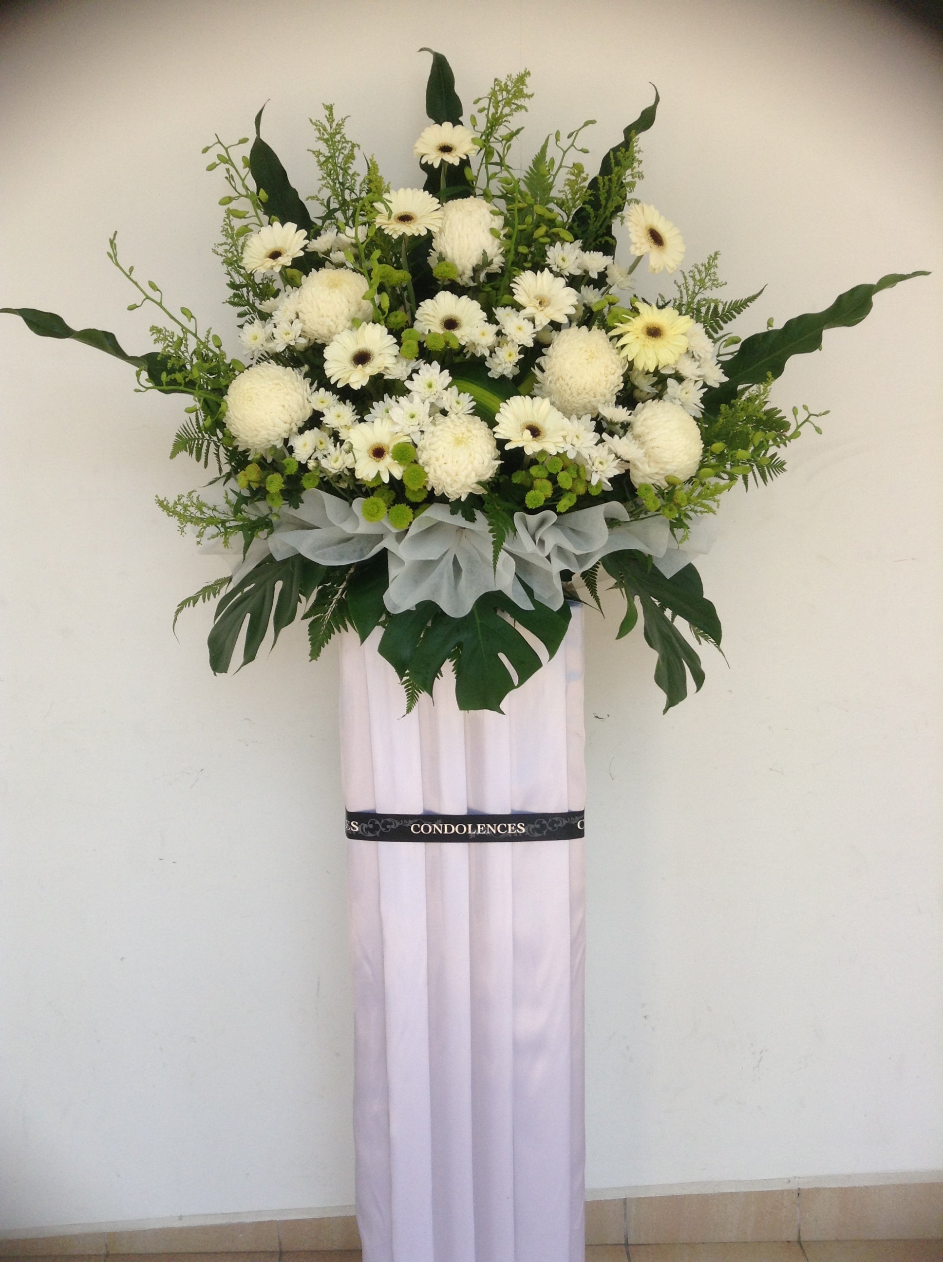 Comfort Garden Wreath CW - 24