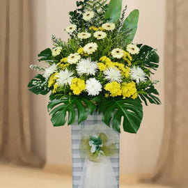 Tribute Wreath CW - 165