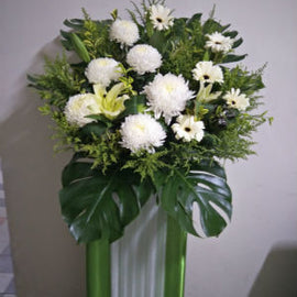 Peace & Purity Wreath CW - 120