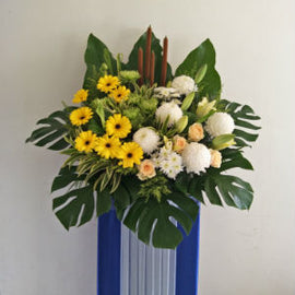 Glorified Wreath CW - 61