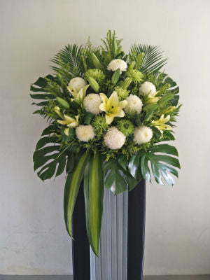 Strength & Hope Wreath CW - 153