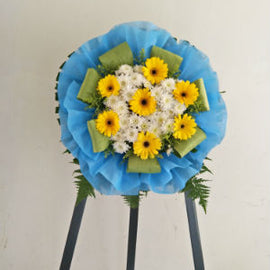 Bring Tribute Wreath CW - 11