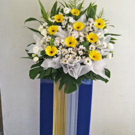 Utmost Esteem Wreath CW - 167