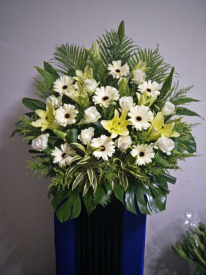 Eulogy Wreath CW - 47
