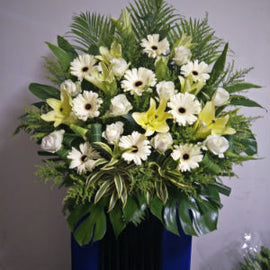 Eulogy Wreath CW - 47
