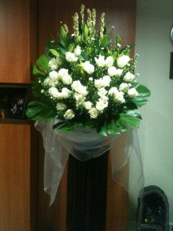 Heartwarming Memories Wreath CW - 86