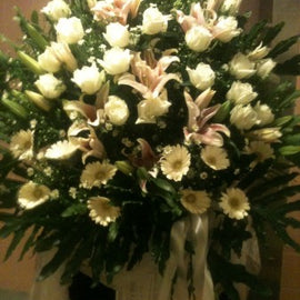Care and Concern Wreath 2 CW - 16