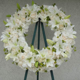 Heavens Touch Wreath CW - 89